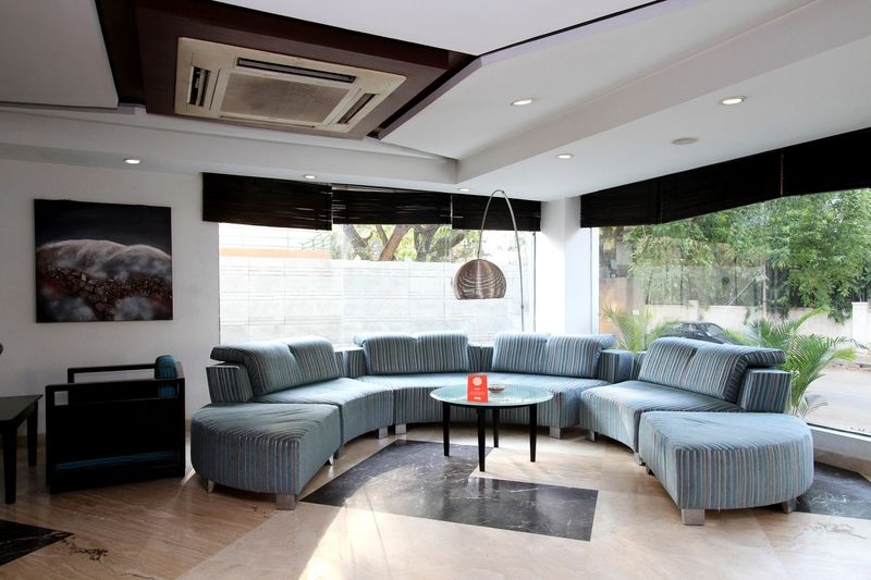 העיר בנגלור Shravanthi Sarovar Portico מראה חיצוני תמונה