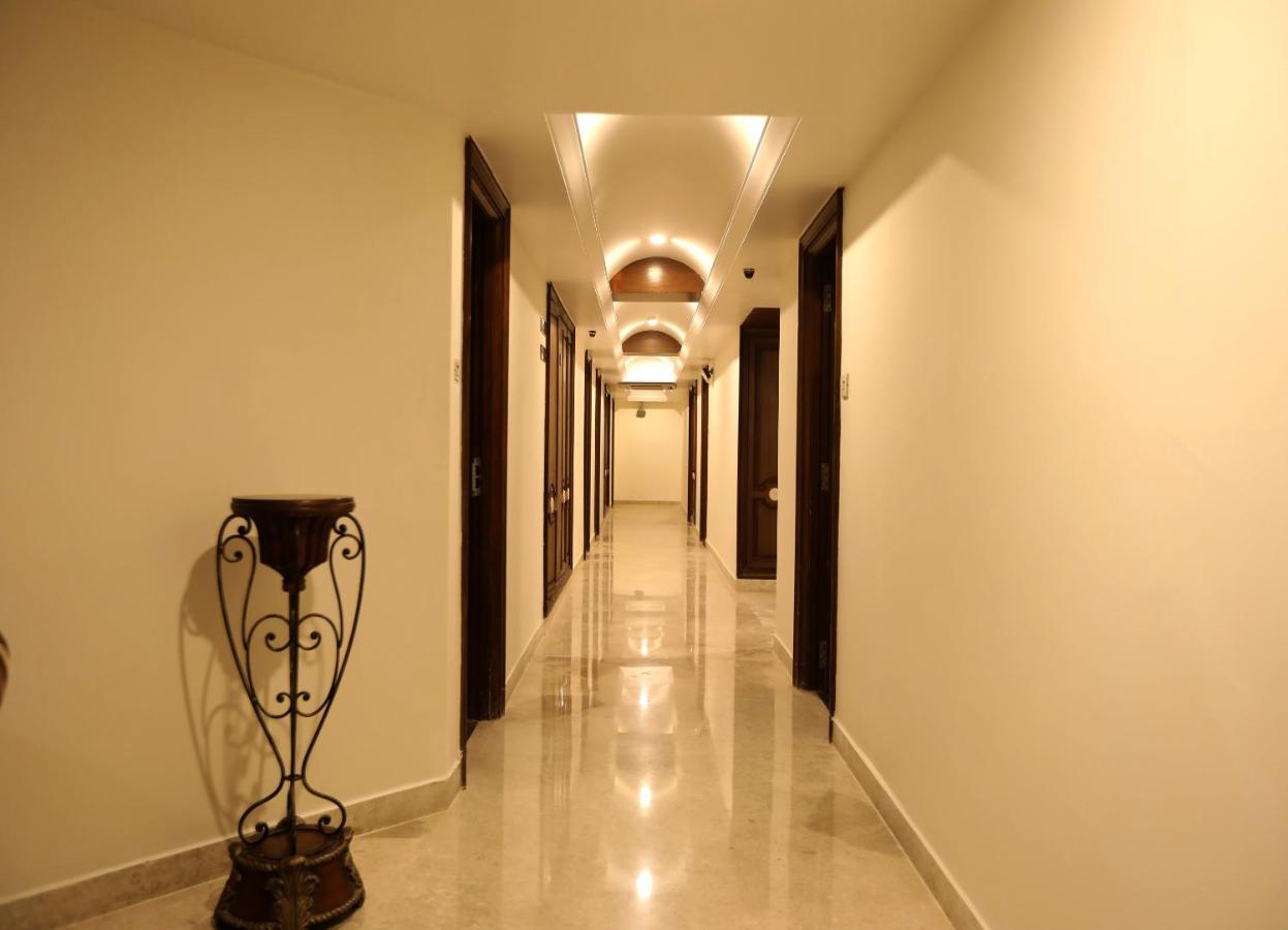 העיר בנגלור Shravanthi Sarovar Portico מראה חיצוני תמונה
